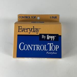 Vintage L'eggs Nylons Pantyhose Nude Control Top Size B Socks NOS Sheer Toe 1997